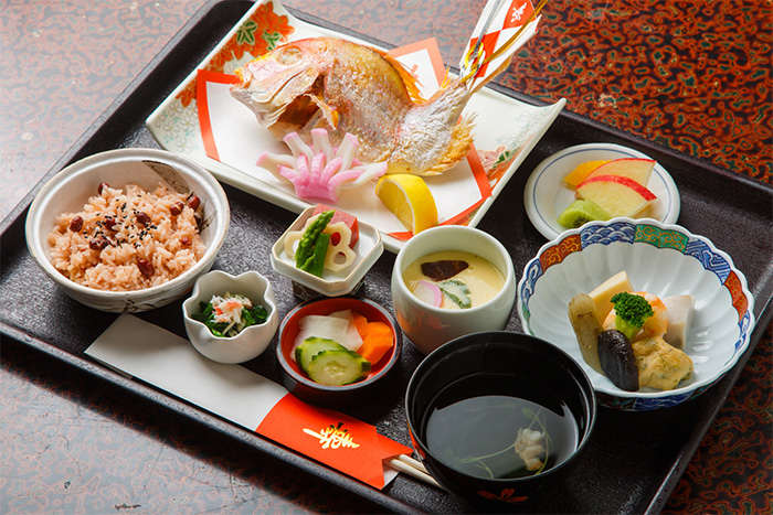 お食い初め膳